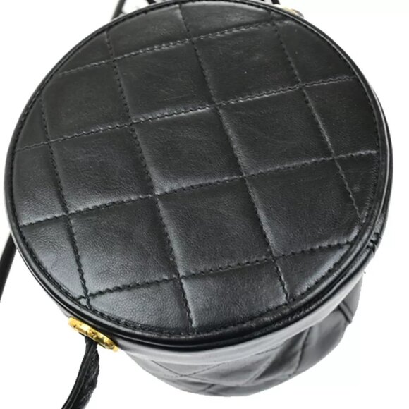 CHANEL CC Logo Matelasse Tassel Mini Shoulder Bag Leather Black Vintage 620RK934 - Picture 5 of 16